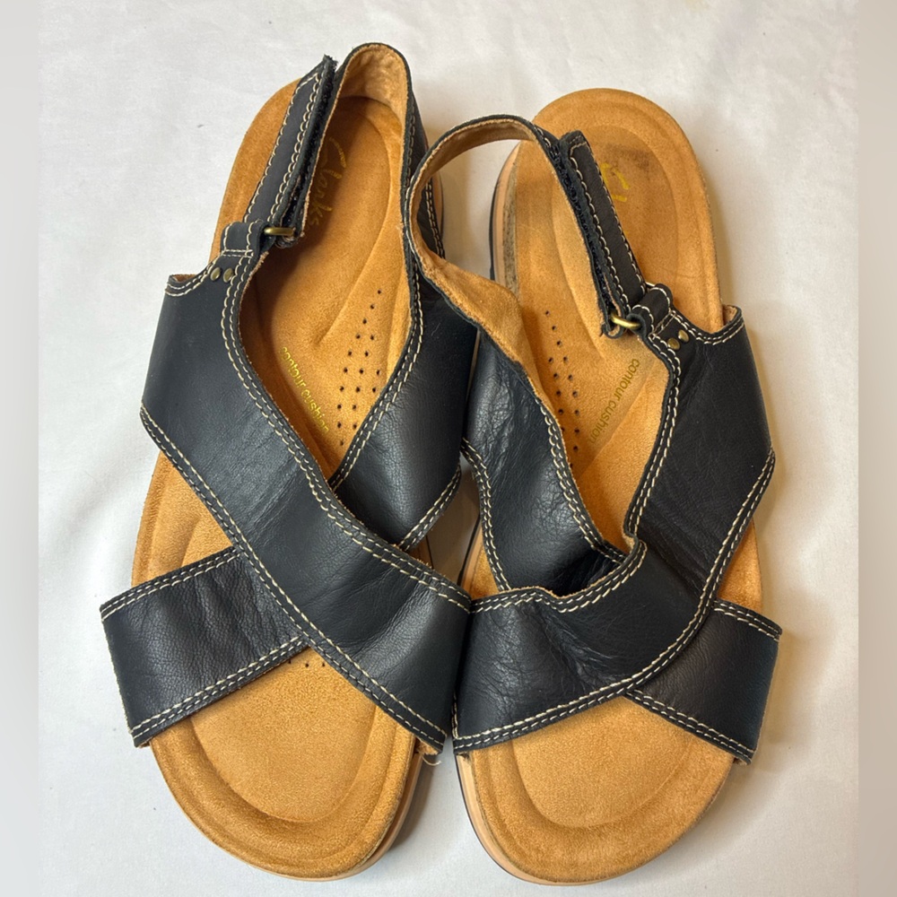 Clarks Collection Black Leather Sandals Womens 9.5 Comfort Cushion Hook Loop